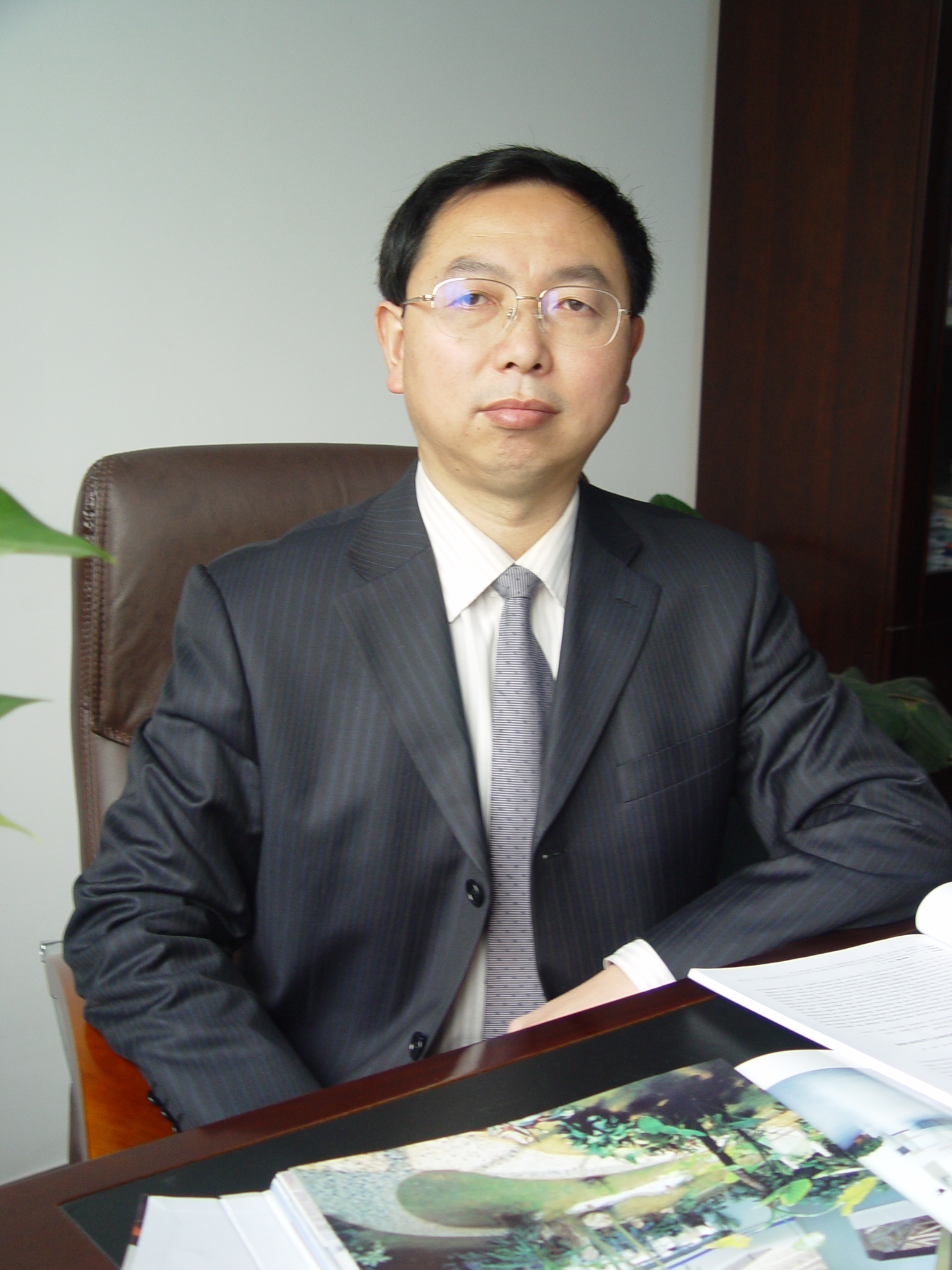 开云官方注册创新论坛第一千六百零五讲：黄土地区高填方地基变形特征与工程应对措施  