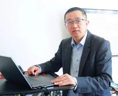 开云官方注册创新论坛第一千三百九十一讲：从团簇的结构优化、逆向设计到团簇组装的能带调控