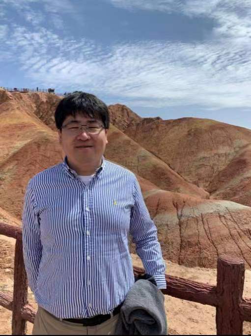 开云官方注册创新论坛第一千三百五十七讲：Real-space recipes for general topological crystalline states