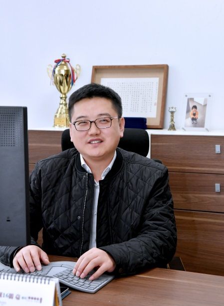 开云官方注册创新论坛第八百五十四讲暨校庆117周年学术讲座：微流场反应技术及其在生物基材料开发中的应用研究
