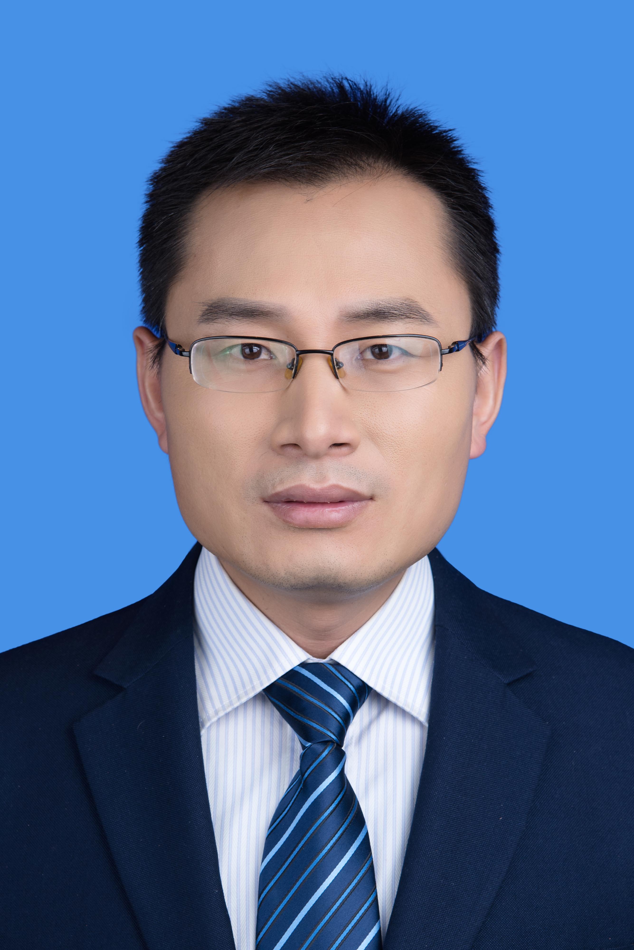 开云官方注册创新论坛第九百八十四讲暨校庆118周年学术讲座：基金申请的一点体会