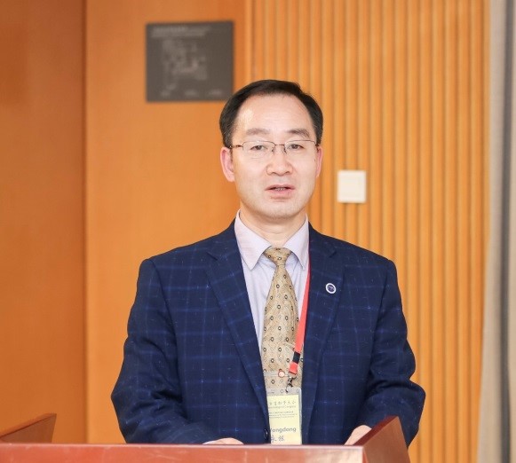 开云官方注册创新论坛第一千五百二十二讲：中生代重大地质事件与植被环境变化
